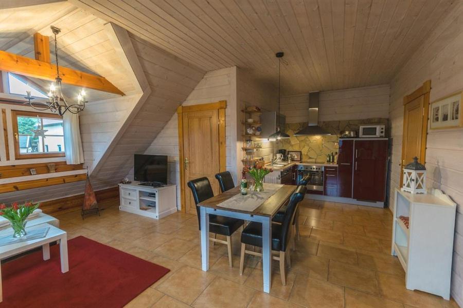 Ferienwohnung Im Blockhaus Rosenkranz Rathmannsdorf ภายนอก รูปภาพ